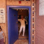 Eingangstüre des Riad La Maison Nomade in Marrakesch