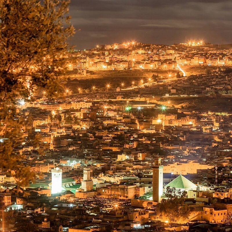 Fez bei Nacht
