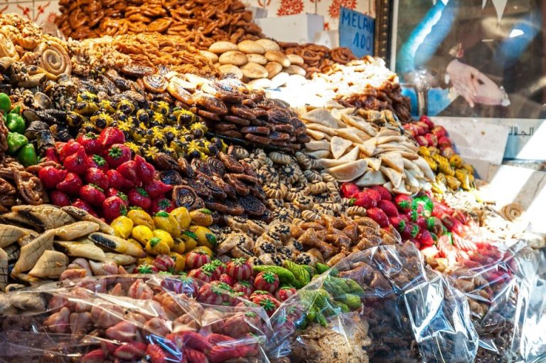 Der größte Basar in Afrika, der Souk in Marrakech