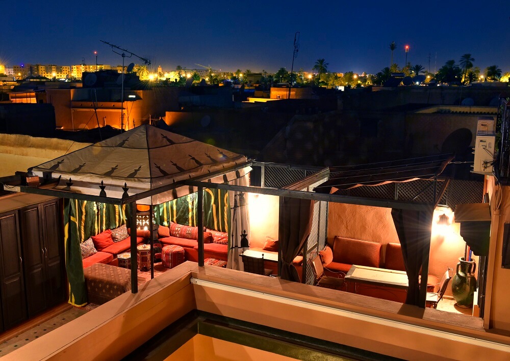 Relaxzelt auf der Dachterrasse im 2. Stock Dachterasse mit Berberzelt vom Hotel La Maison Nomade in Marrakech