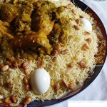 Seffa - Nudeln, Rosinen, Mandeln, Puderzucker, Eier, Hühnchen Nudeln, Rosinen, Mandeln, Puderzucker, Eier, Hühnchen, eine Spezialität vom Riad La Maison Nomade