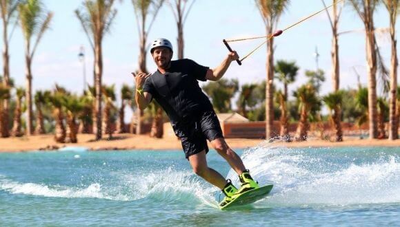 Surfen in Marrakesch im Waky Parc