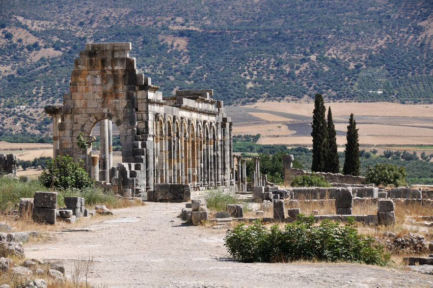 Bei Meknes und Moulay Idriss gelegen Die romanischen Ruinen von Voloubilis